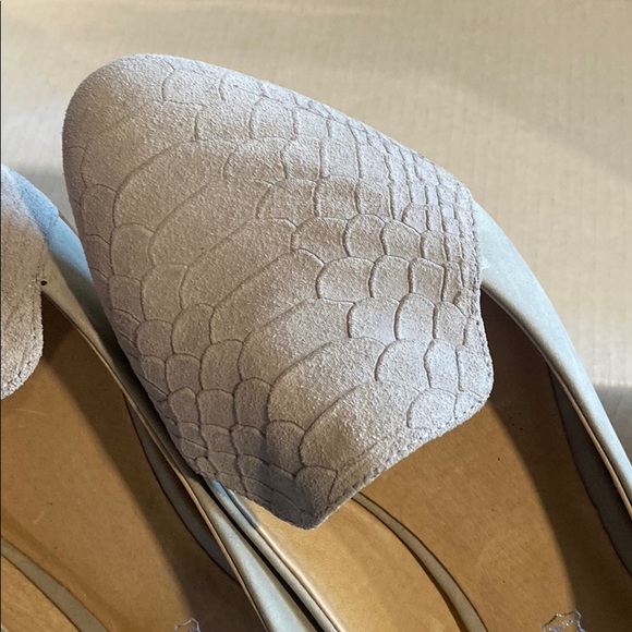 Aldo size 8.5 gray suede loafers - Picture 2 of 5